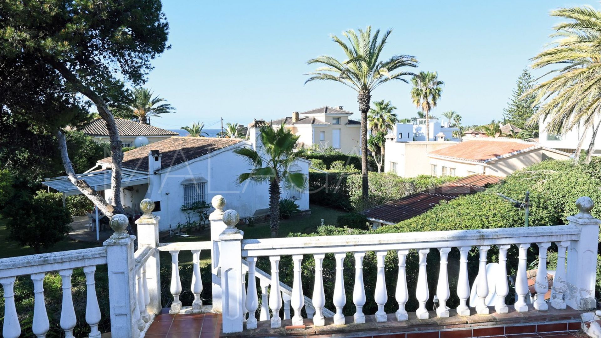 Buy villa in Marbesa de 3 bedrooms