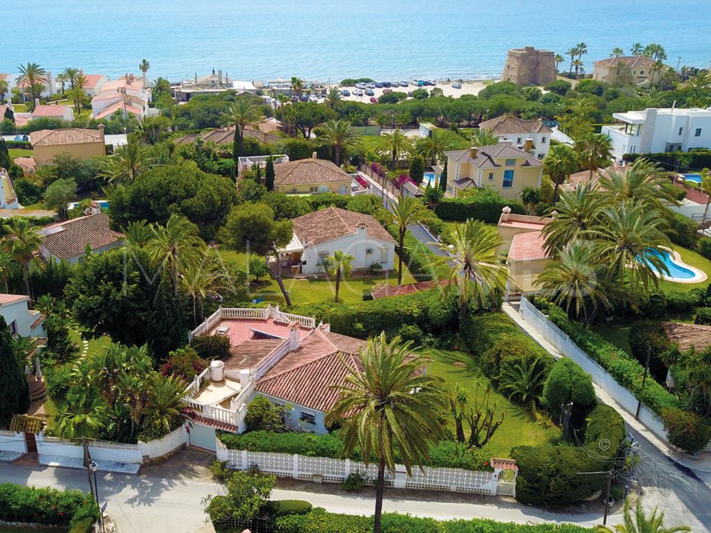 Buy villa in Marbesa de 3 bedrooms