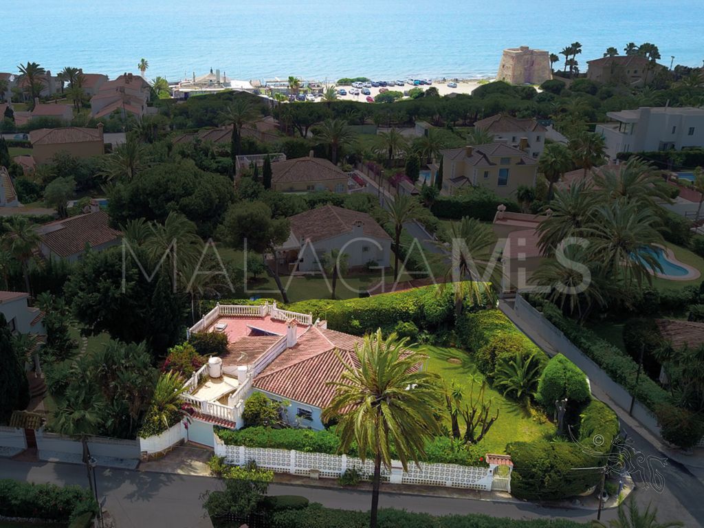 Buy villa in Marbesa de 3 bedrooms