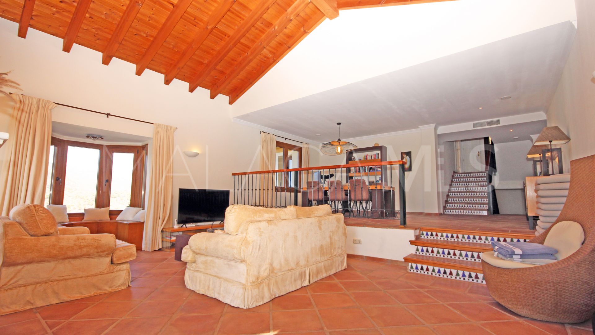 Villa for sale in Monte Mayor with 5 bedrooms