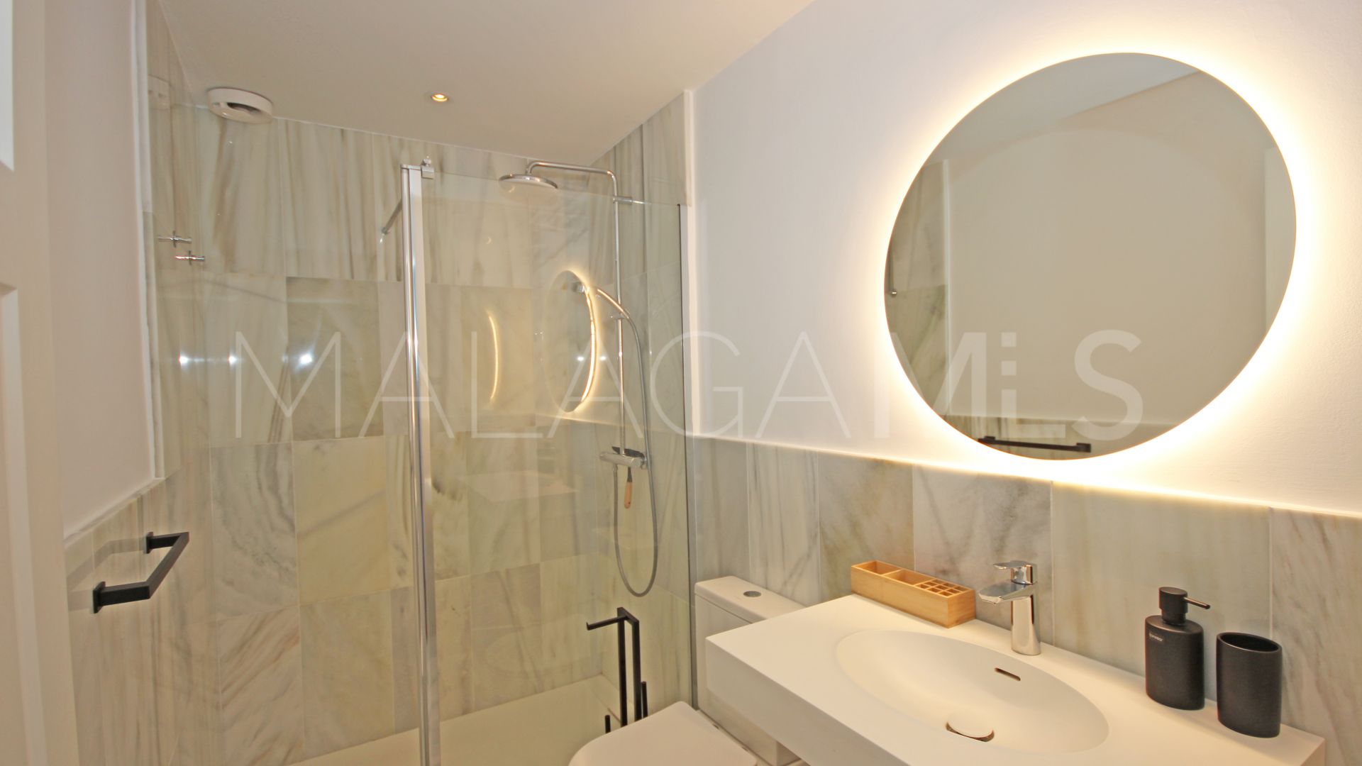 Villa for sale in Monte Mayor with 5 bedrooms
