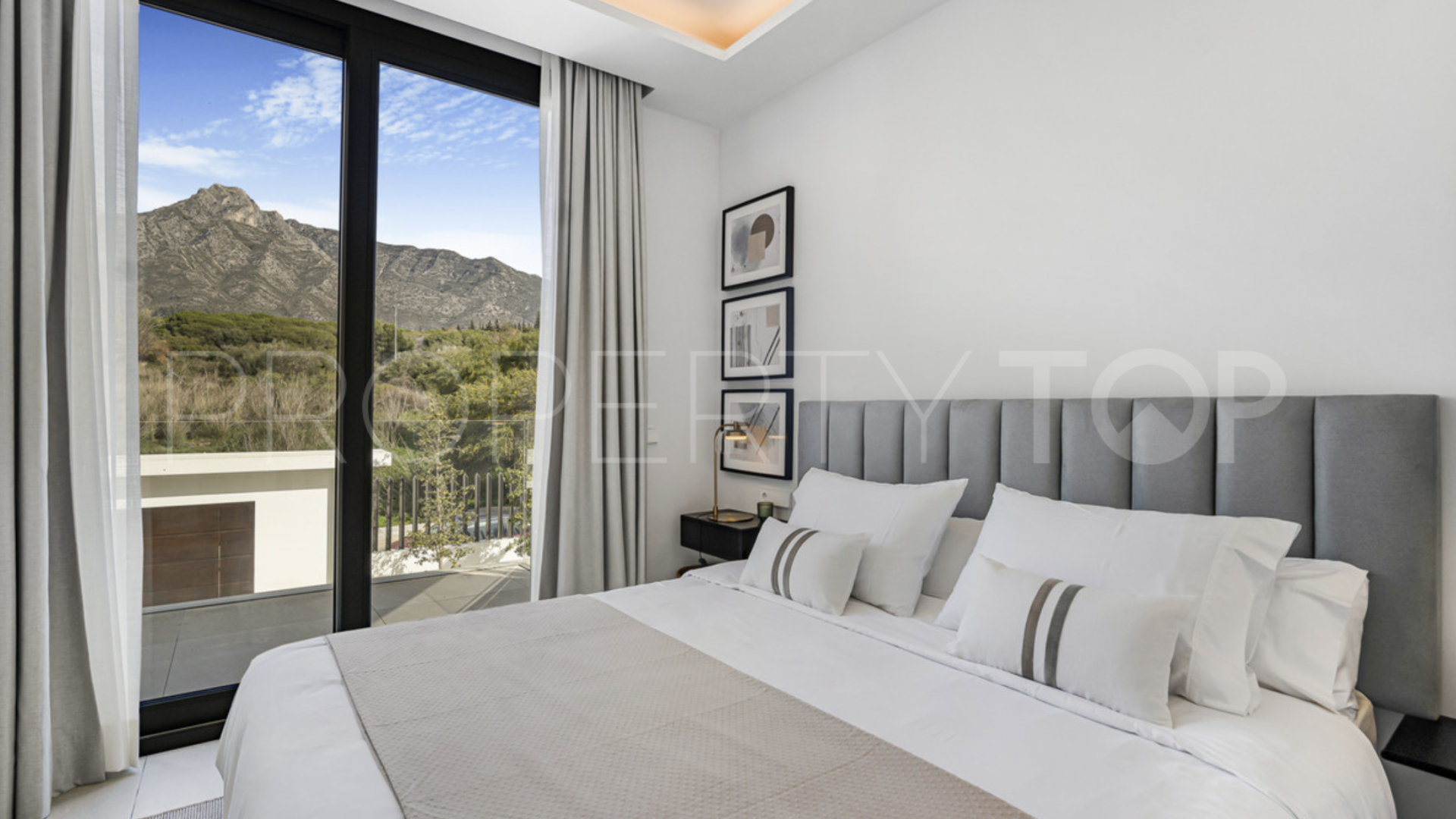 Se vende villa en Marbella Golden Mile de 6 dormitorios