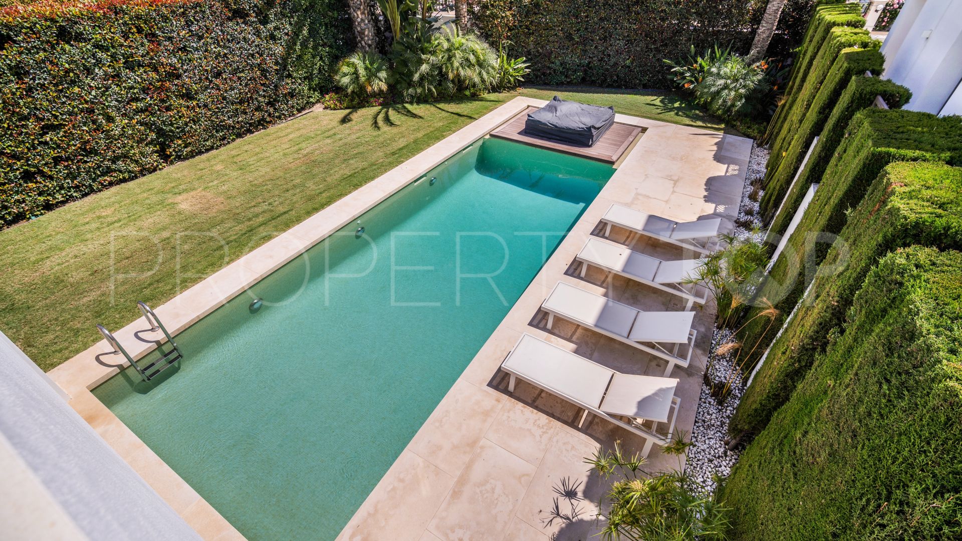 Villa en venta en Rio Verde Playa