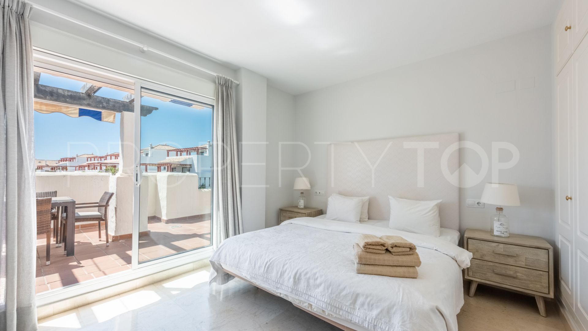 Atico duplex a la venta con 2 dormitorios en San Pedro Playa