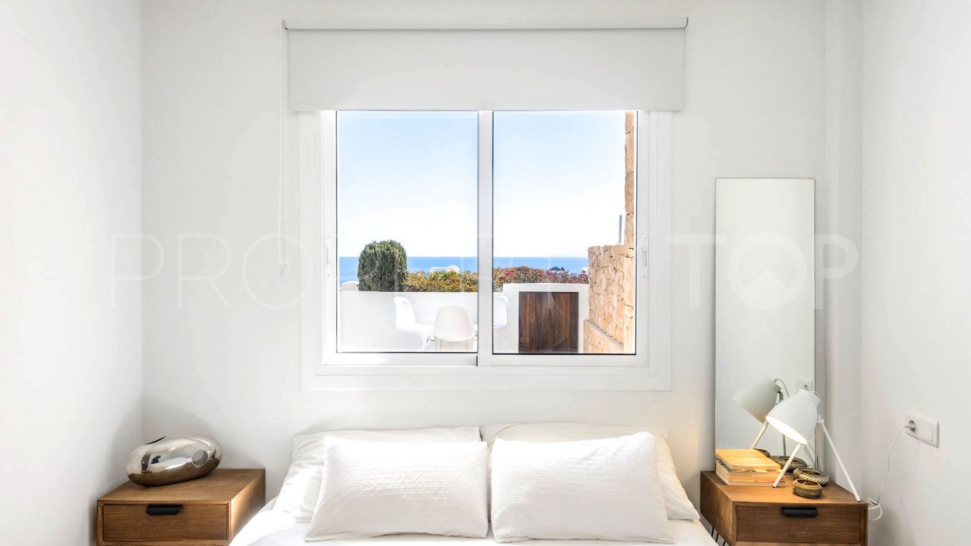 For sale Roca Llisa apartment with 2 bedrooms