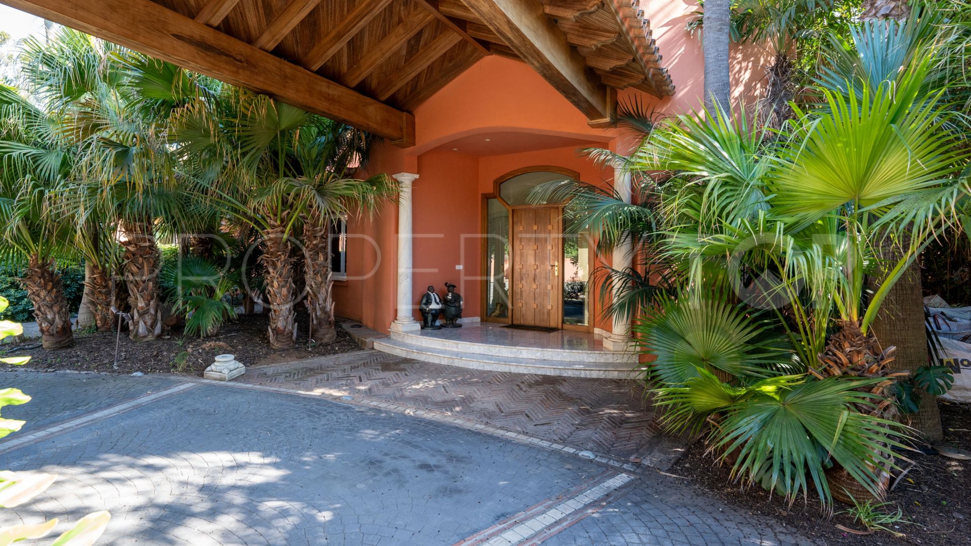 For sale villa with 4 bedrooms in Nagüeles