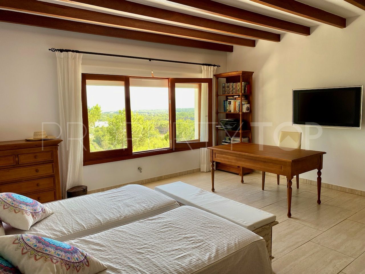 Villa for sale in San Carlos with 5 bedrooms