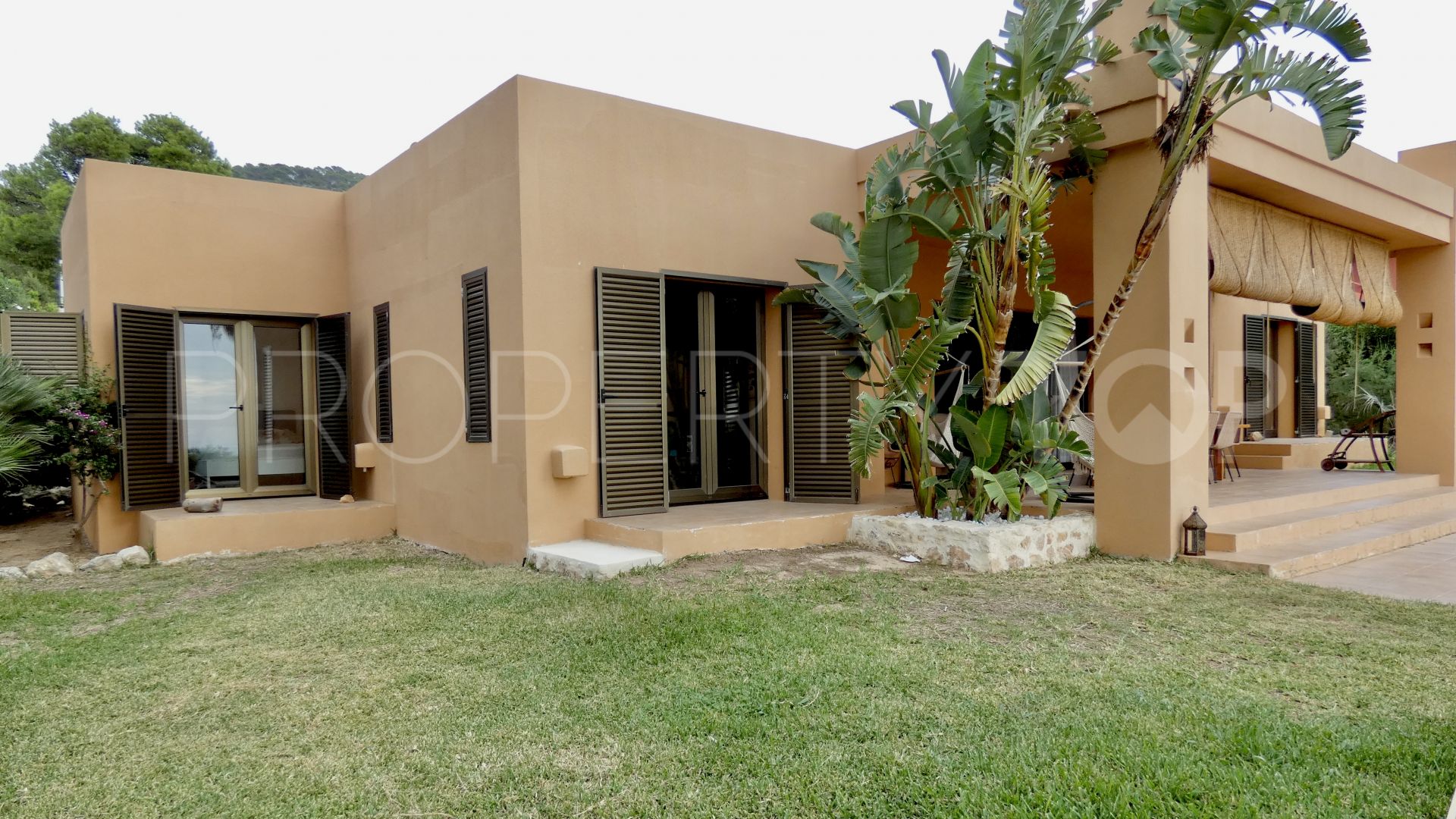 Se vende bungalow con 3 dormitorios en Caló den Real