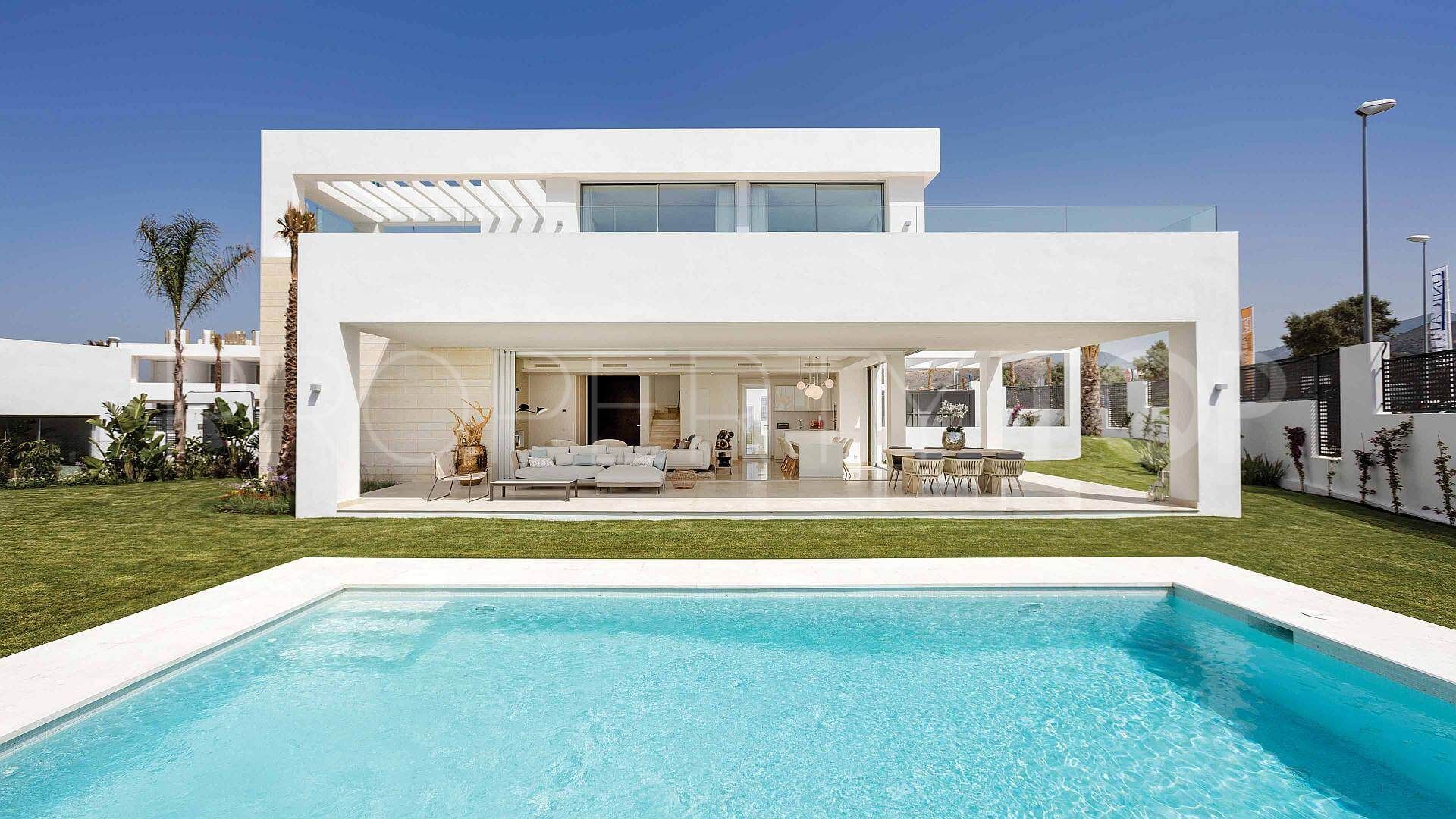 For sale villa with 4 bedrooms in La Finca de Marbella