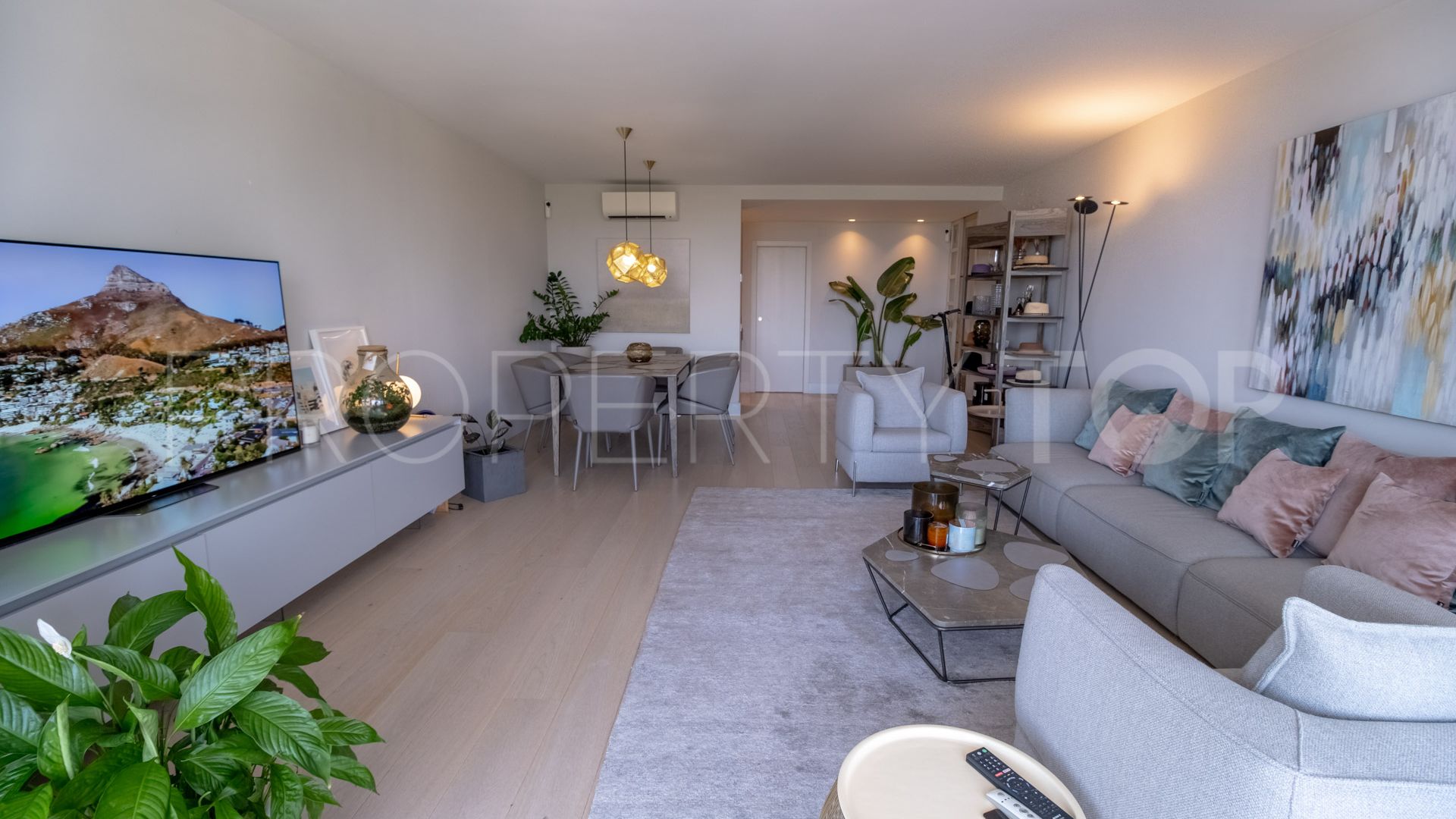 Apartamento en venta en Nueva Andalucia