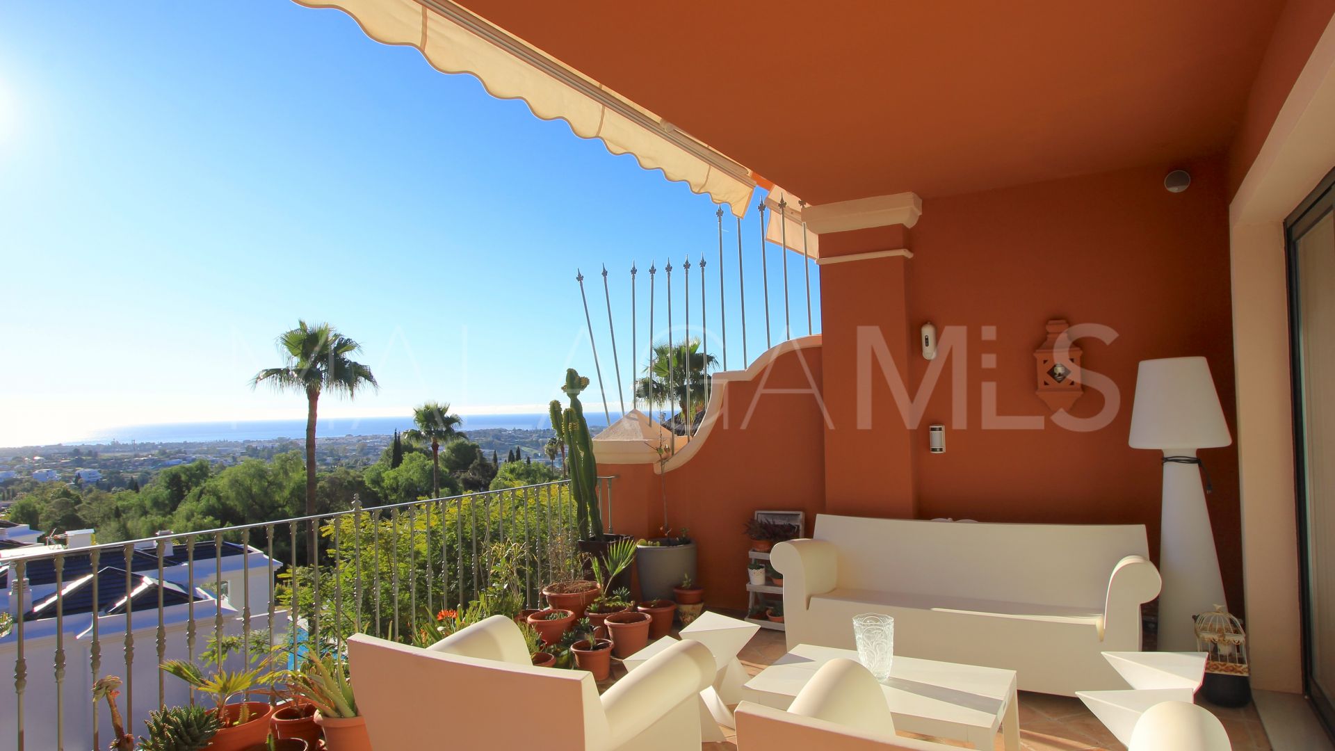 Zweistöckiges penthouse for sale in Monte Halcones