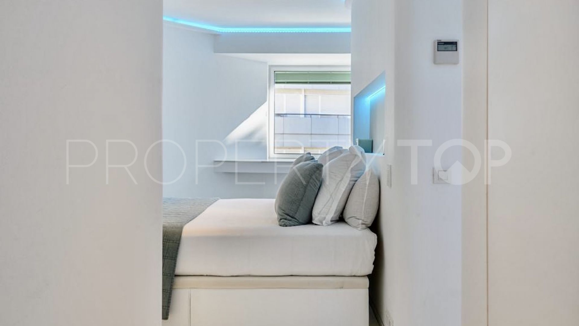 Apartment for sale in Marina Botafoch with 3 bedrooms