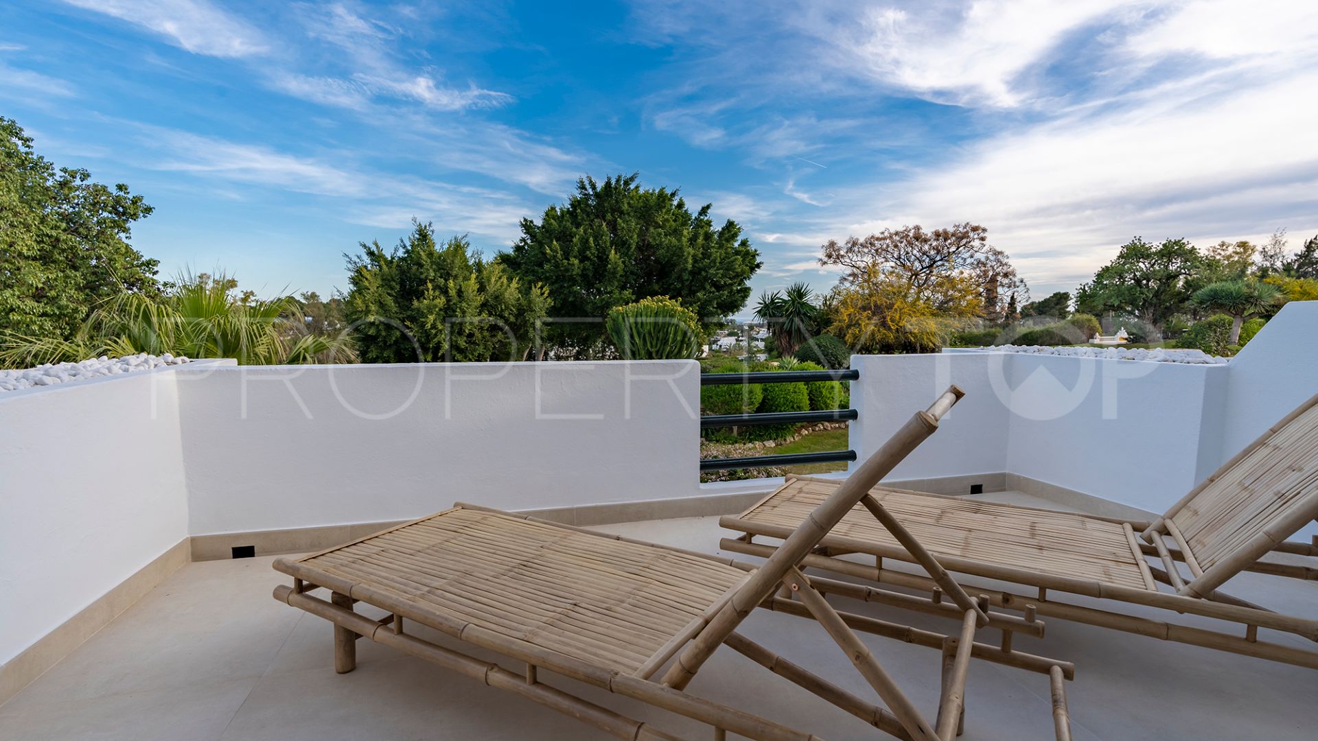 For sale town house in Los Algarrobos with 3 bedrooms