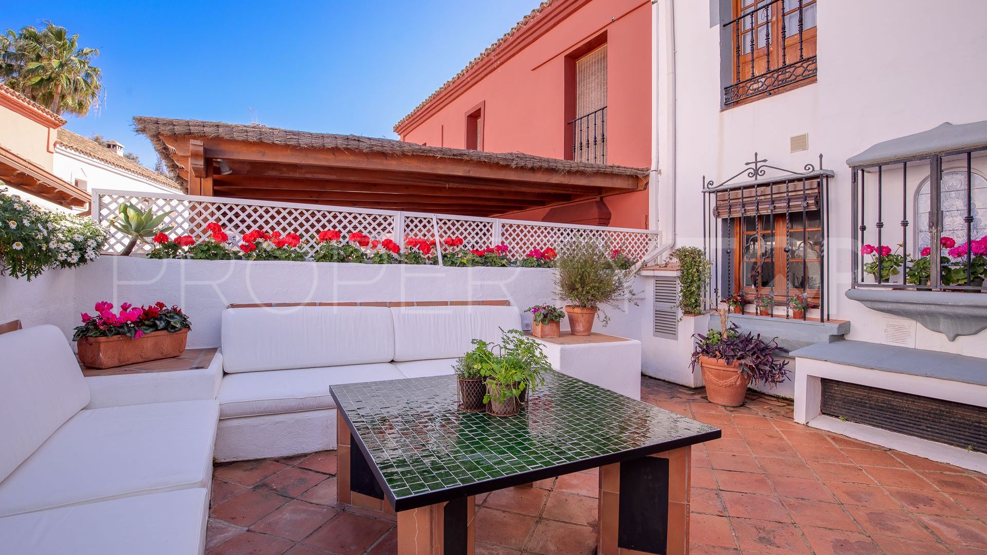 Town house for sale in Guadalmina Baja with 3 bedrooms