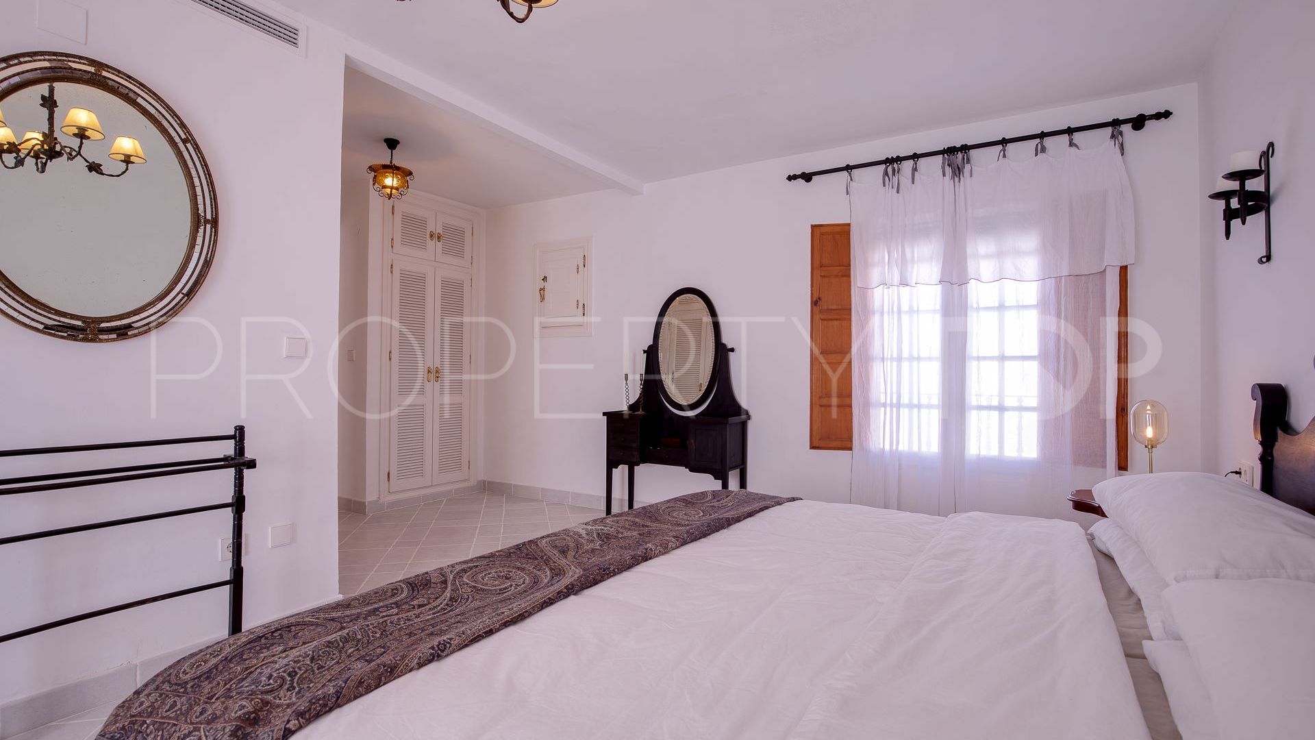 Adosado en venta con 3 dormitorios en Guadalmina Baja