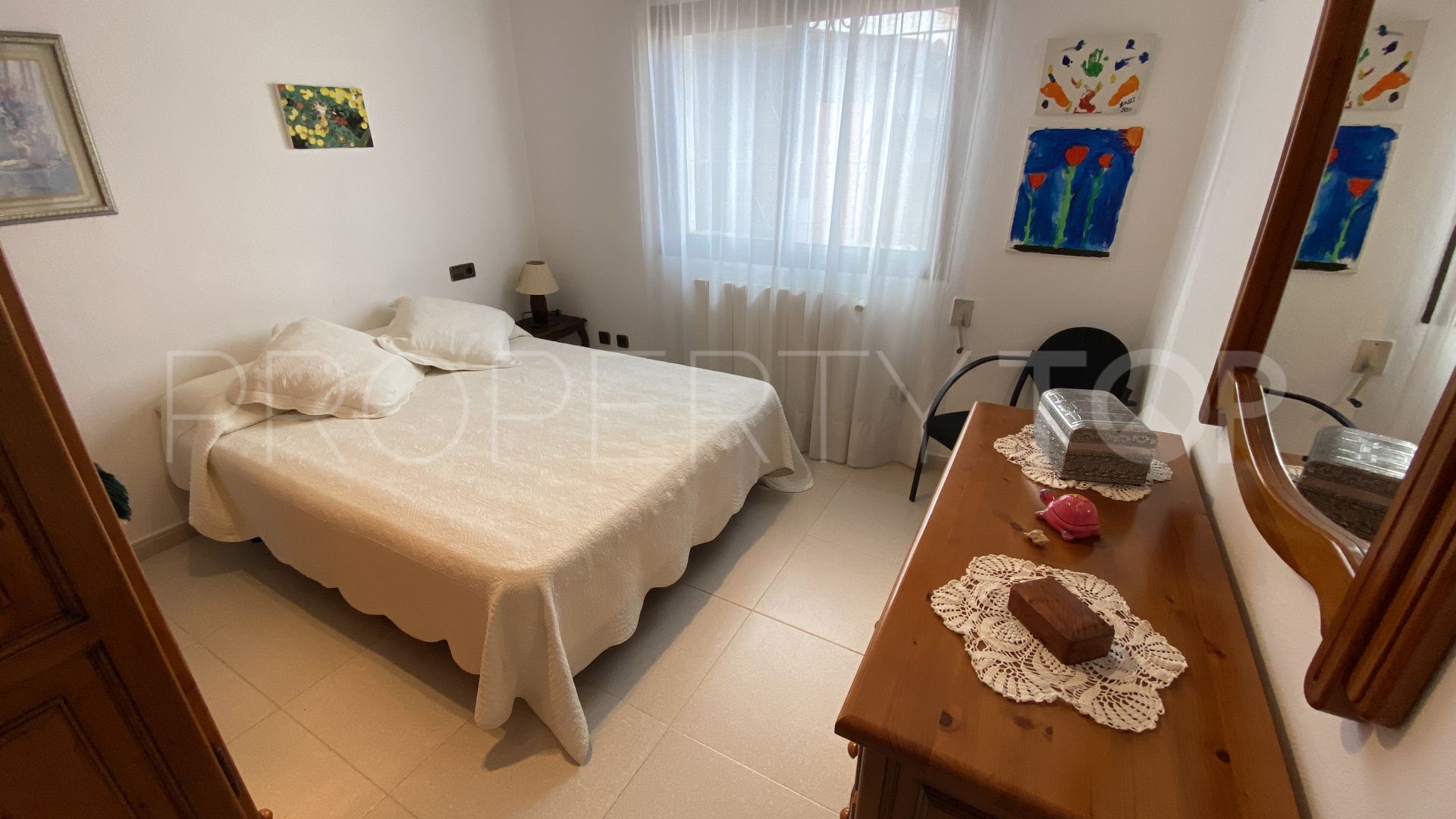 Se vende villa con 4 dormitorios en Sant Joan