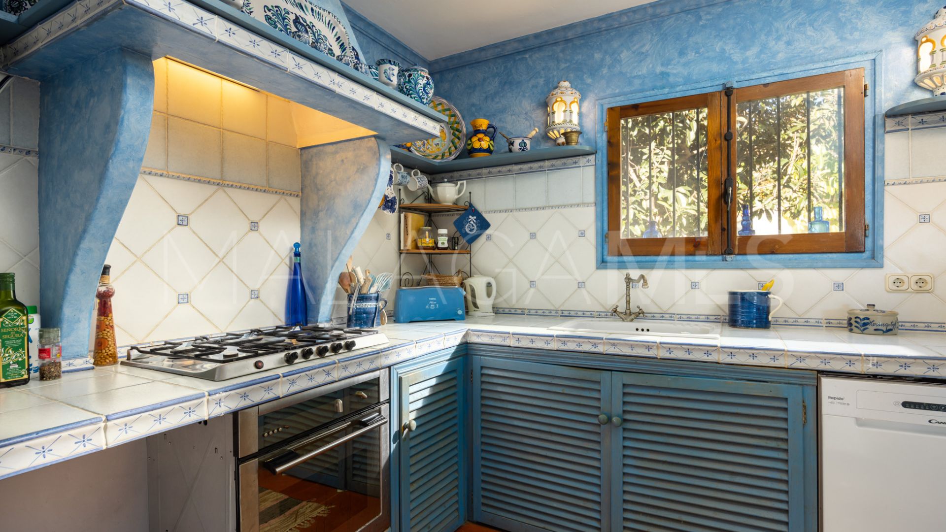 For sale villa with 4 bedrooms in Loma de las Palmas