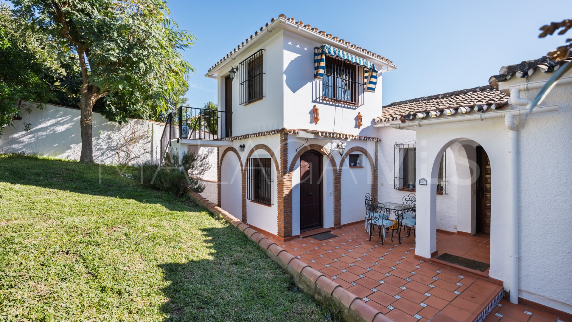 For sale villa with 4 bedrooms in Loma de las Palmas