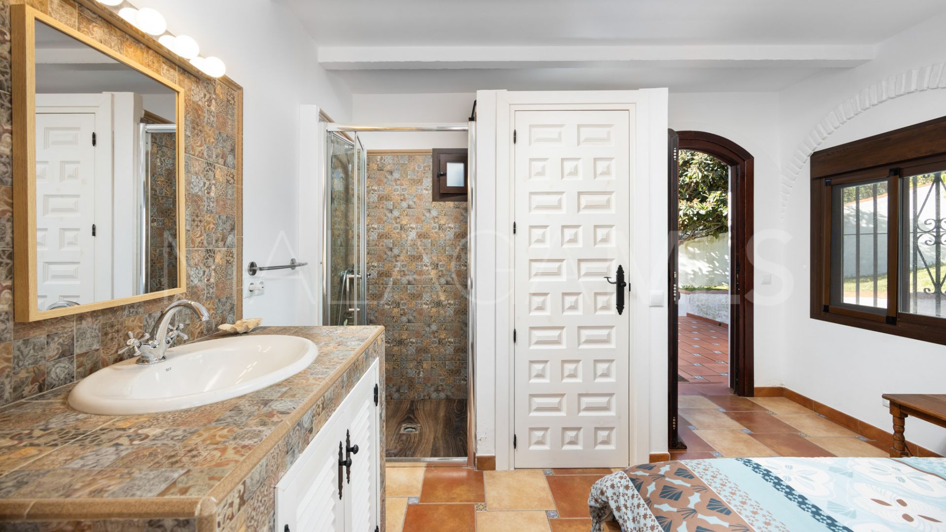 For sale villa with 4 bedrooms in Loma de las Palmas