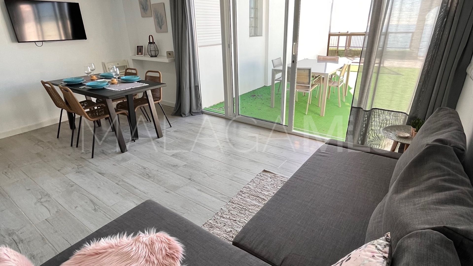 Erdgeschosswohnung for sale in Torrequebrada