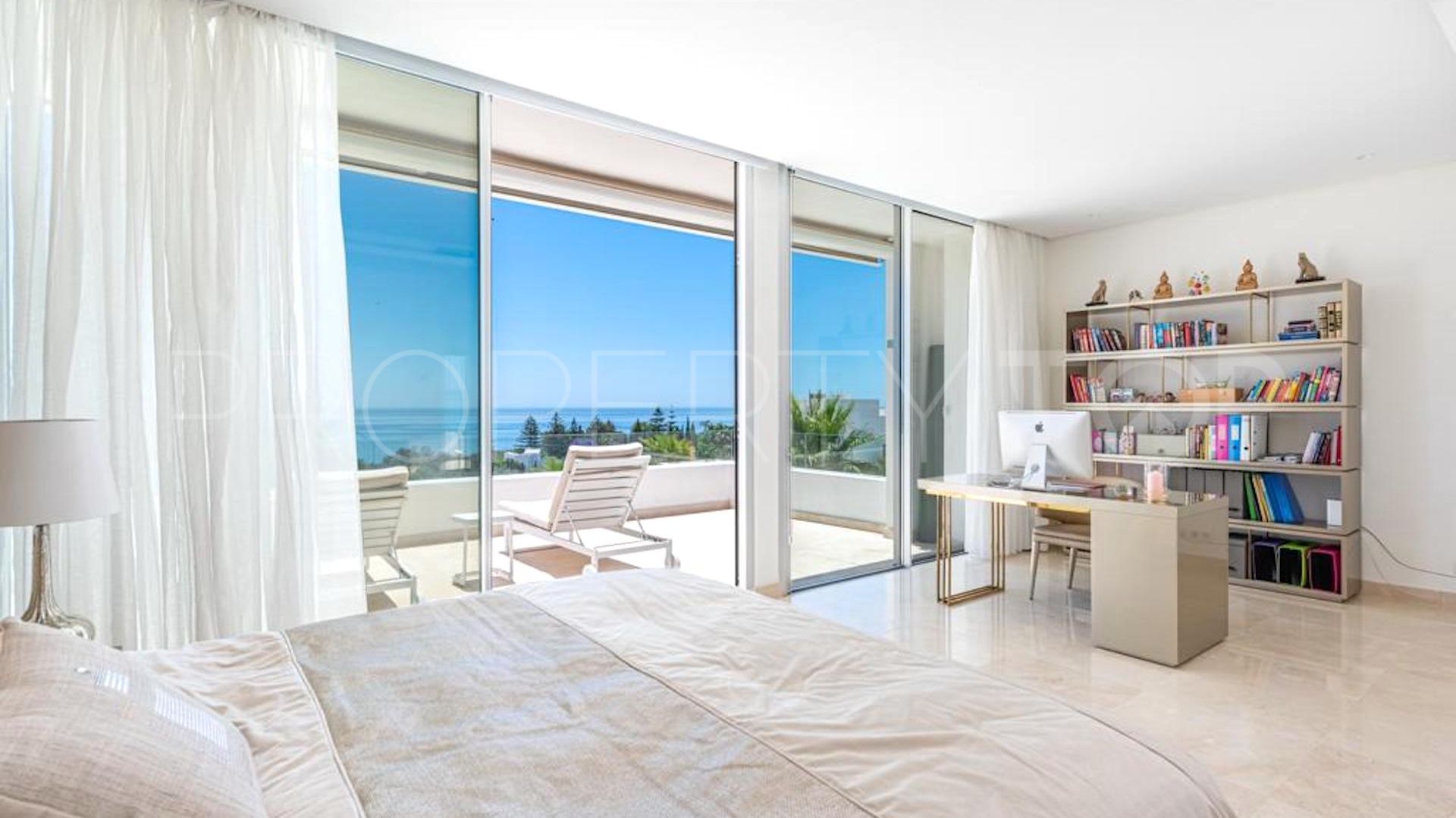 For sale 5 bedrooms villa in La Finca de Marbella