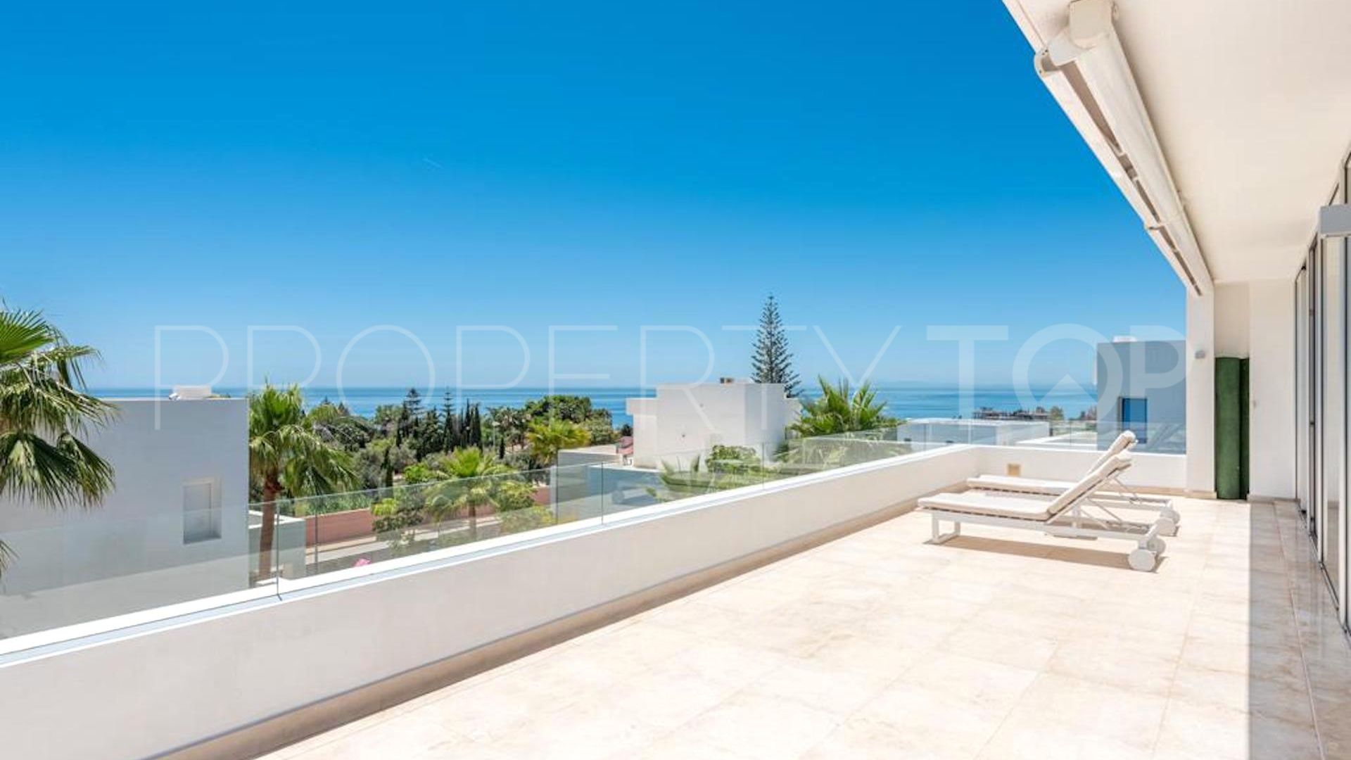 Villa en venta de 5 dormitorios en La Finca de Marbella