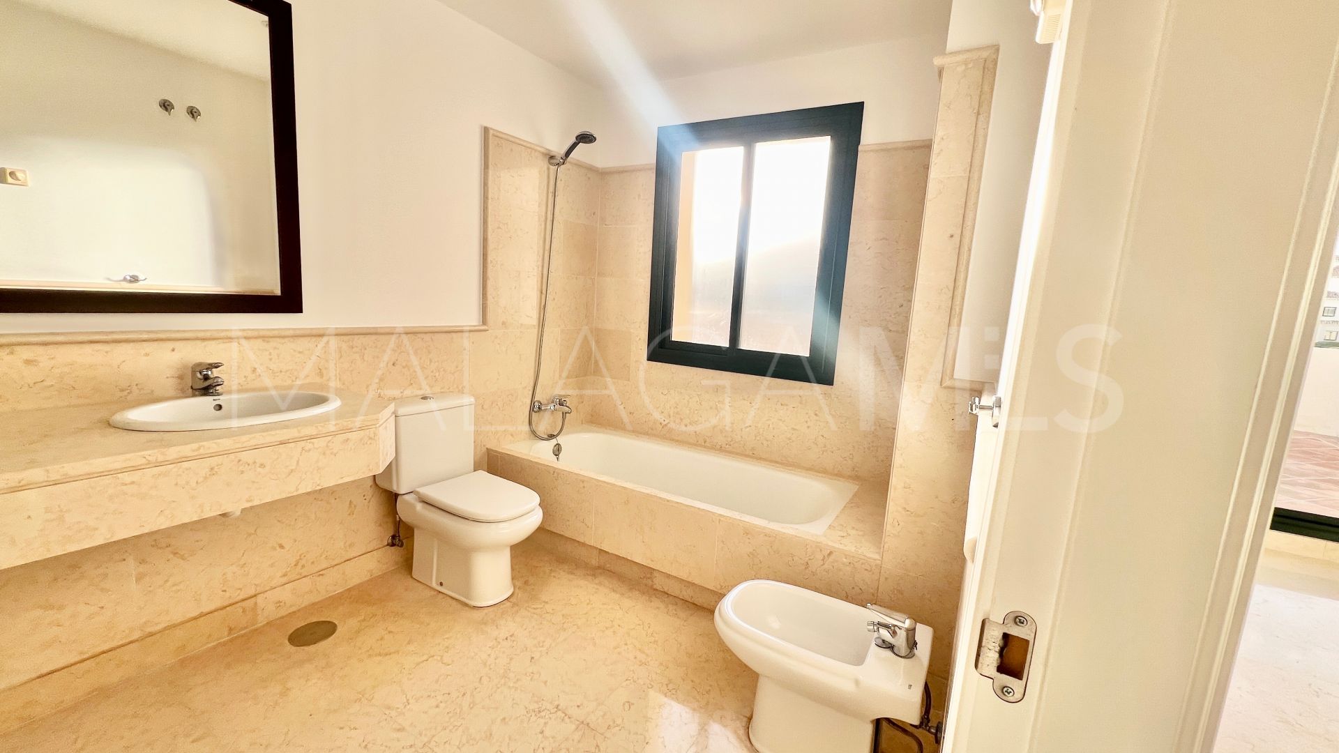Zweistöckiges penthouse for sale in Los Capanes del Golf