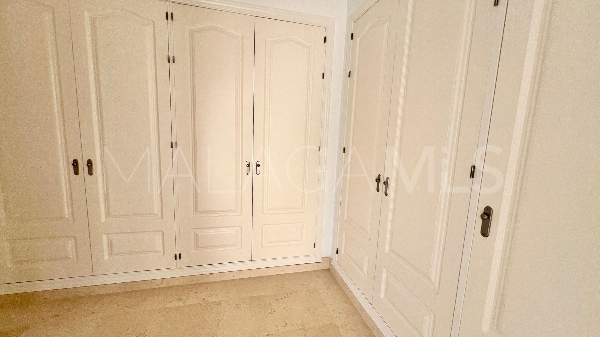 Zweistöckiges penthouse for sale in Los Capanes del Golf