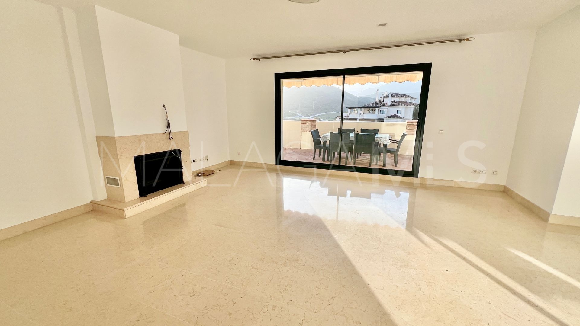 Zweistöckiges penthouse for sale in Los Capanes del Golf
