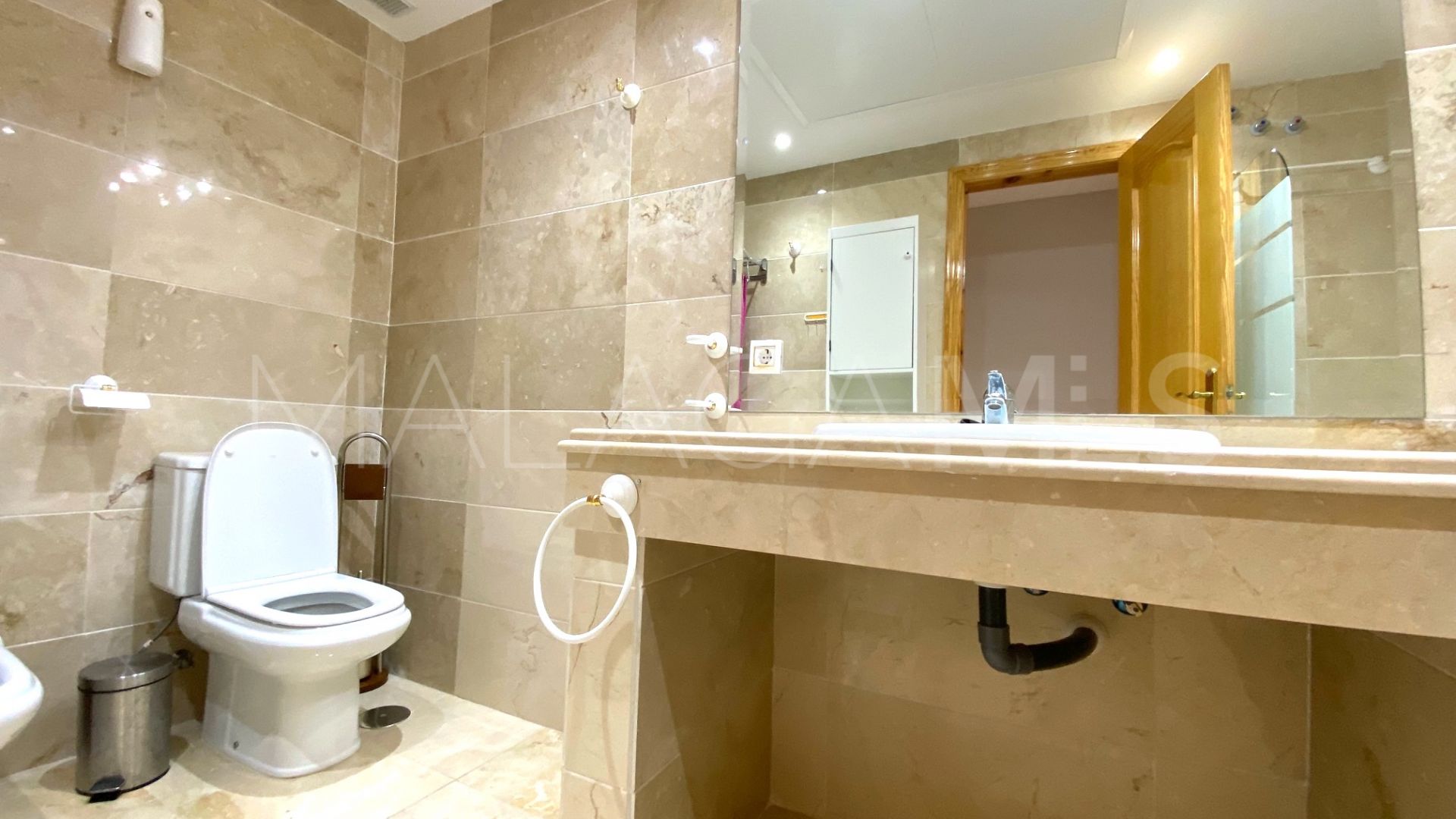 Appartement for sale in Los Pinos de Aloha