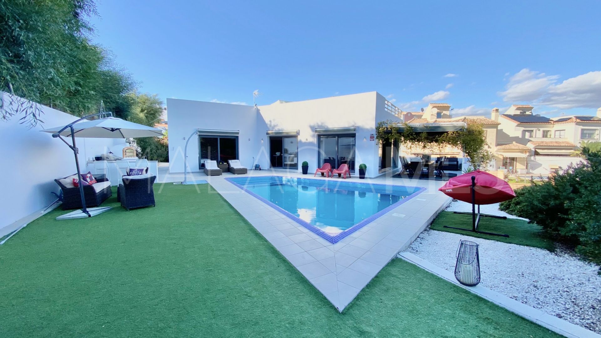 Villa for sale in El Faro