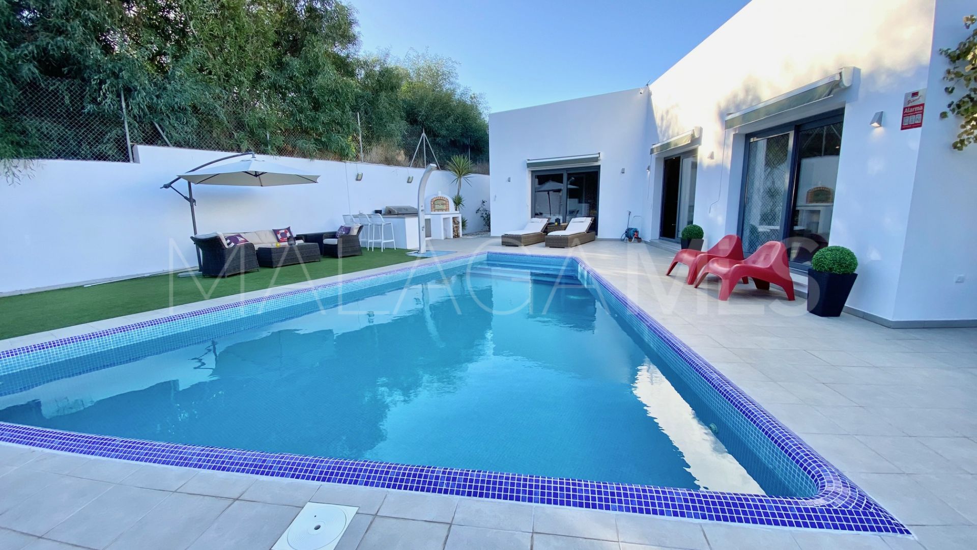 Villa for sale in El Faro