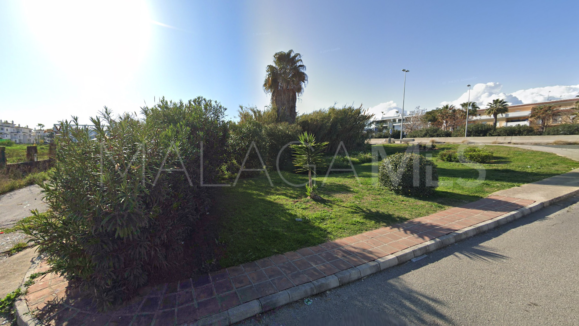 Tomt for sale in Estepona