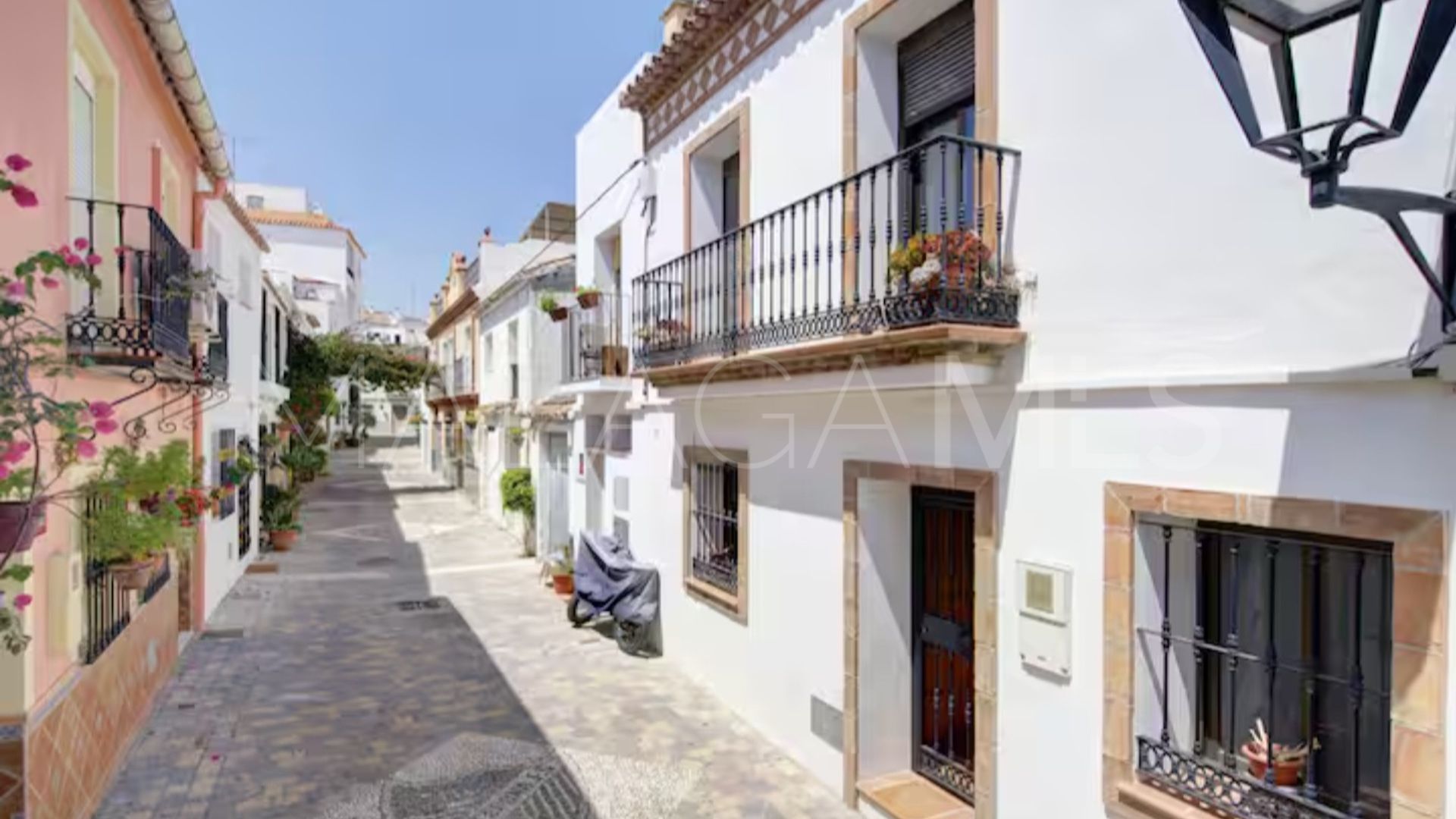 Radhus for sale in Estepona Centre