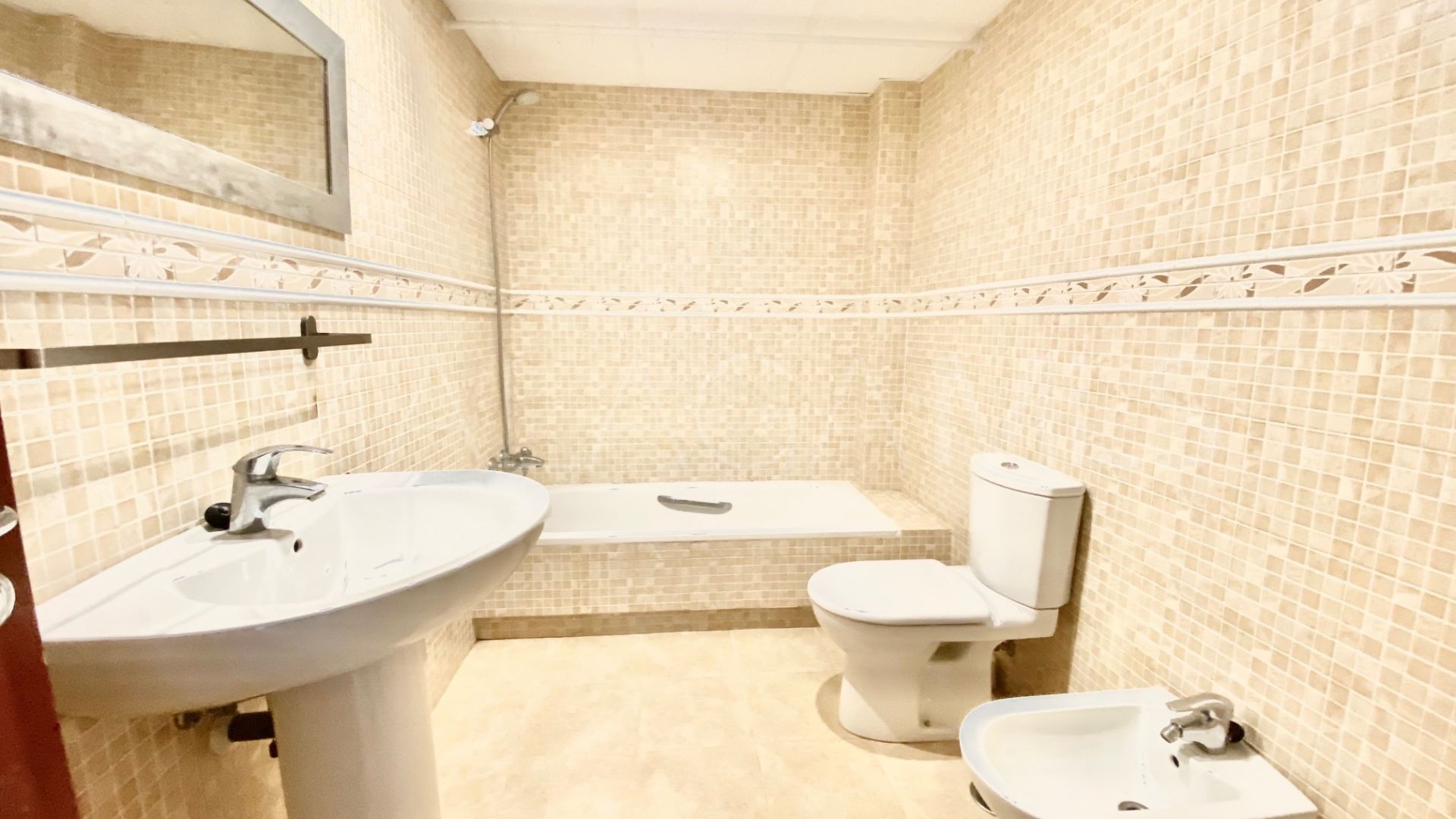 Maison de ville for sale in Calahonda