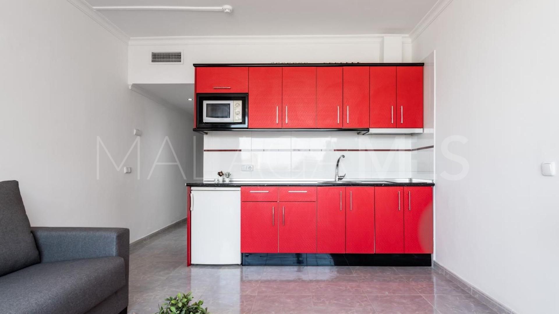 Lägenhet for sale in Fuengirola Puerto