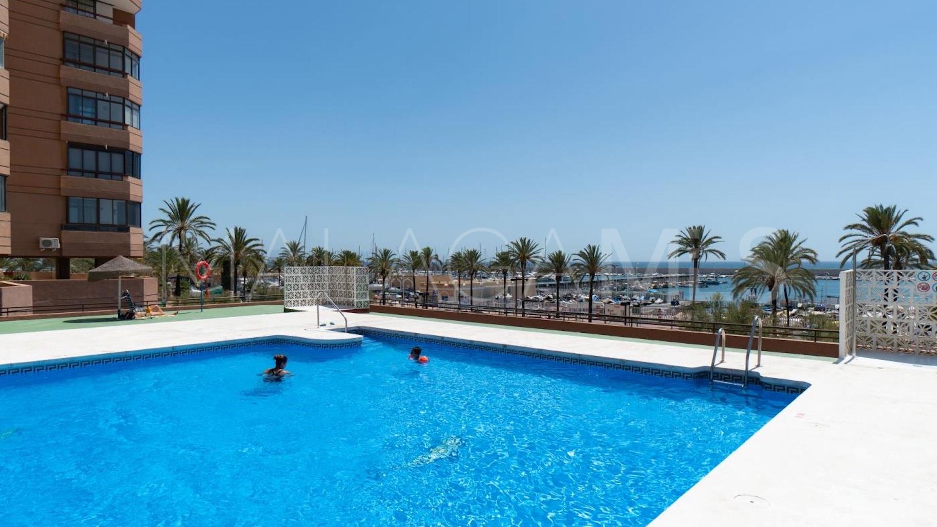 Lägenhet for sale in Fuengirola Puerto