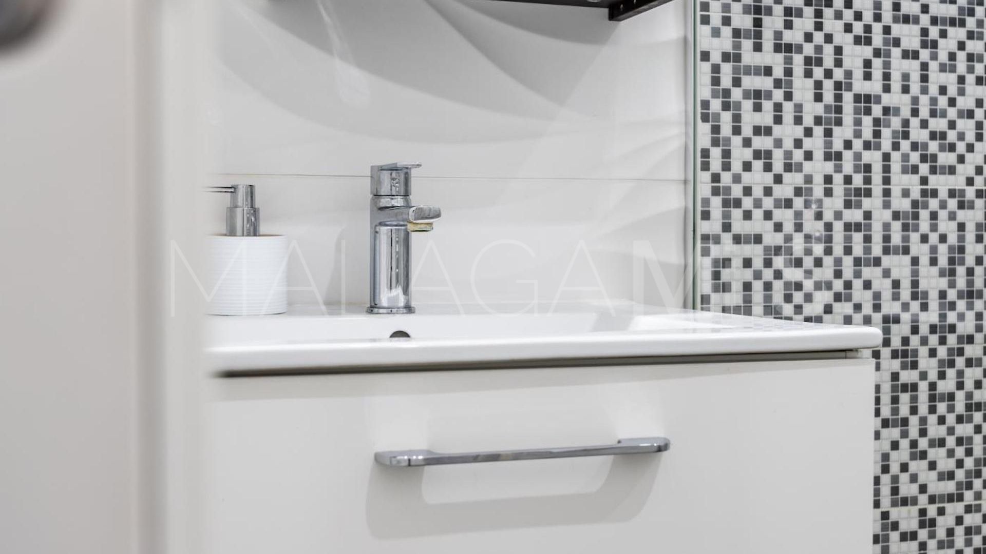 Studio for sale in Fuengirola Puerto