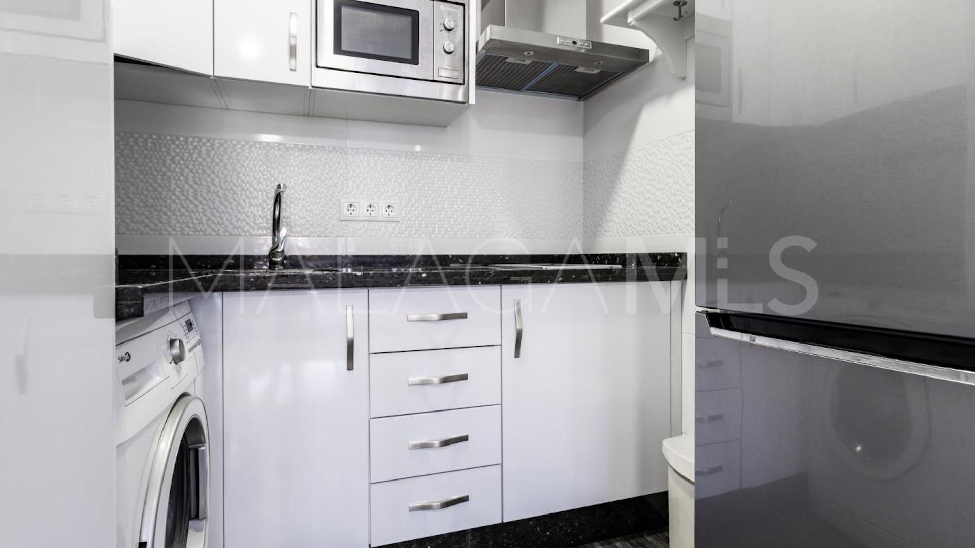Studio for sale in Fuengirola Puerto