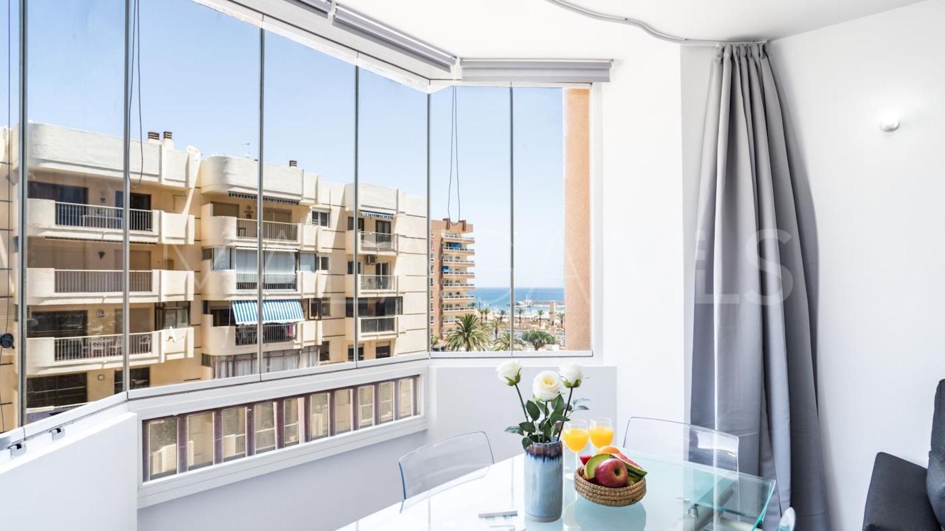 Lägenhet for sale in Fuengirola Puerto