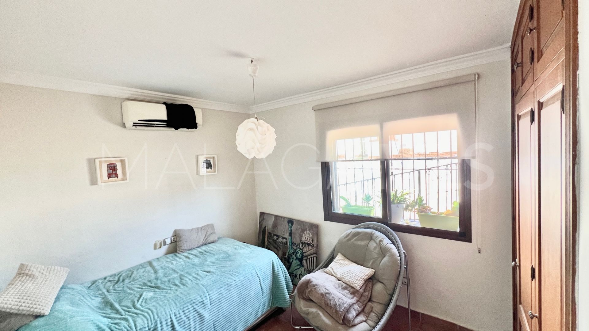 Villa for sale in Nueva Andalucia