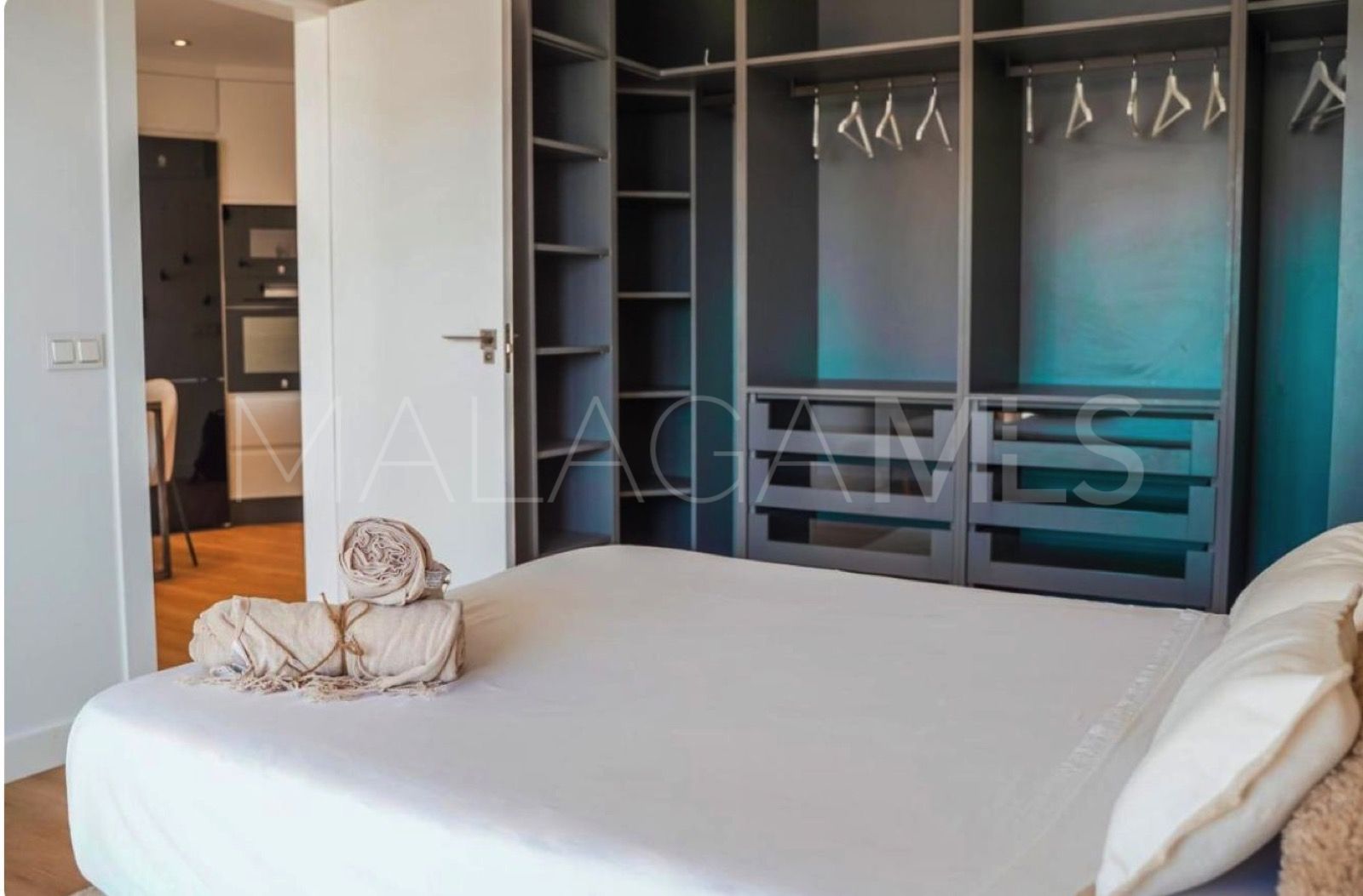 For sale apartment with 1 bedroom in Marbella Golden Mile