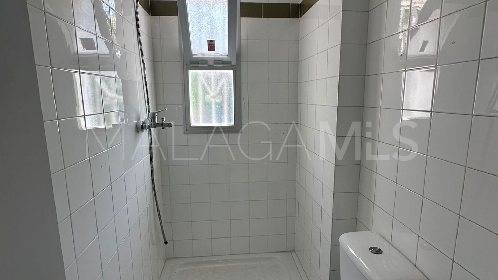 Markplanslägenhet for sale in Nueva Andalucia