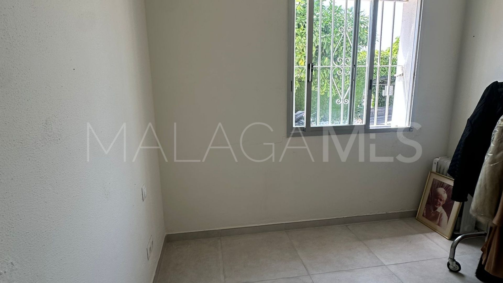 Markplanslägenhet for sale in Nueva Andalucia