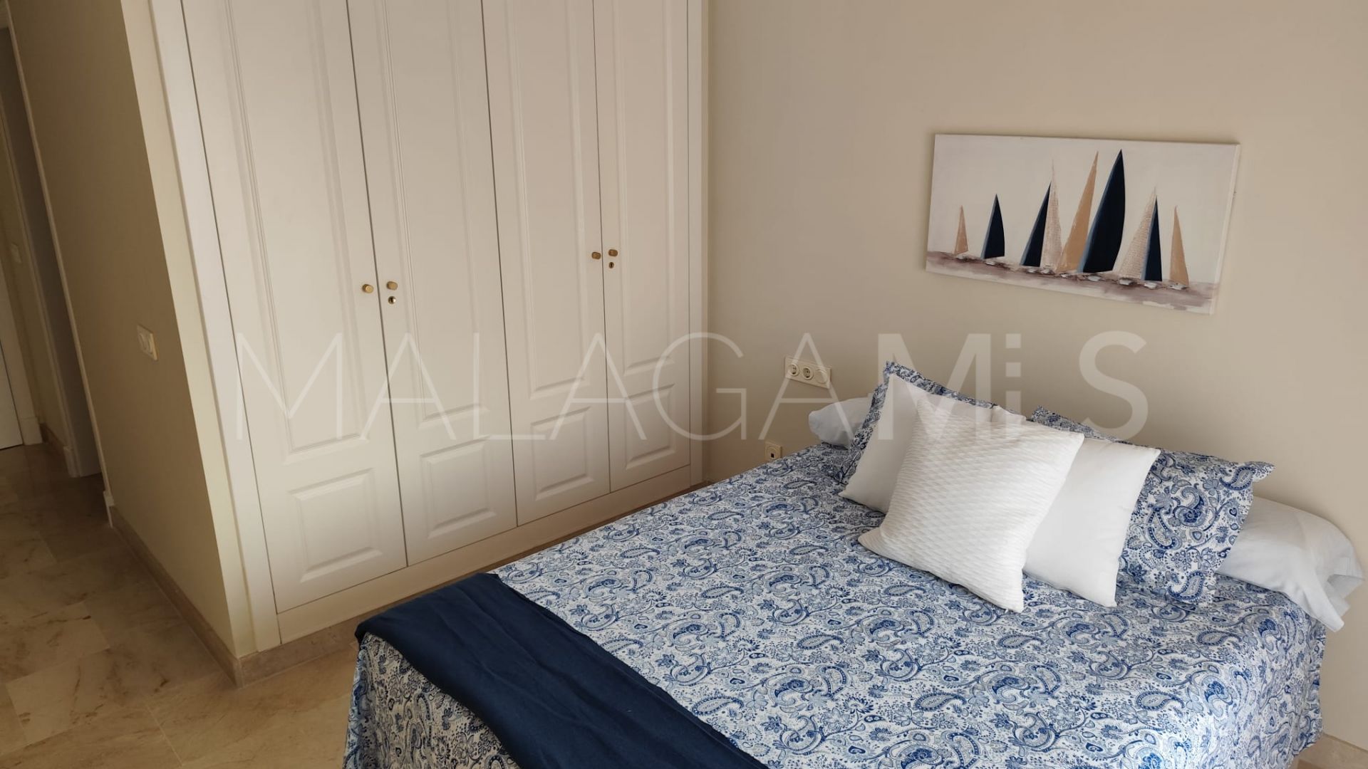 Buy Sabinillas apartment