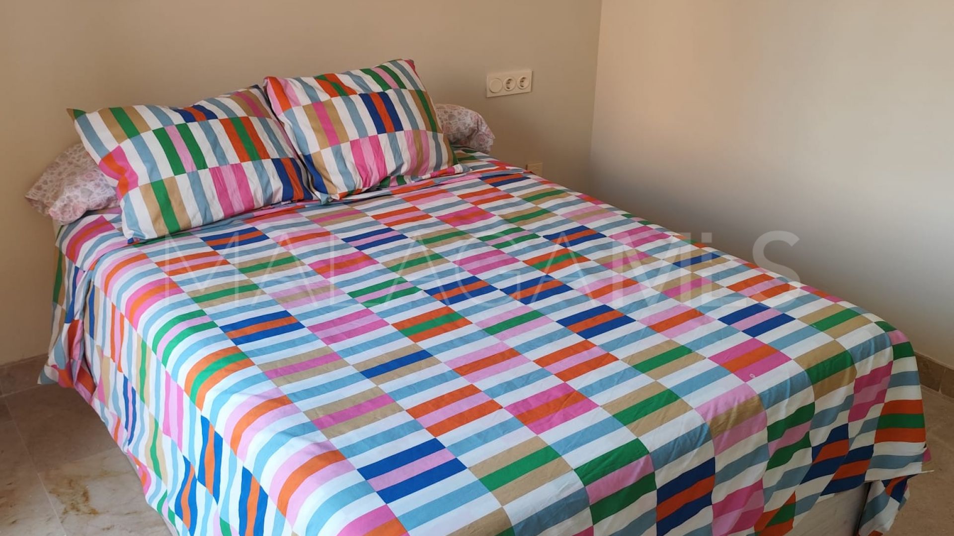 Buy Sabinillas apartment
