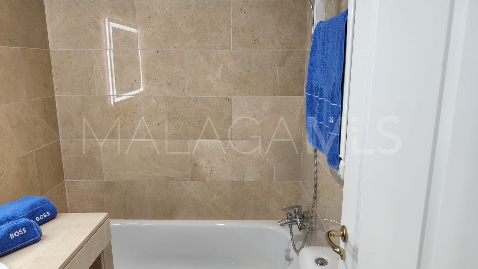 Buy Sabinillas apartment
