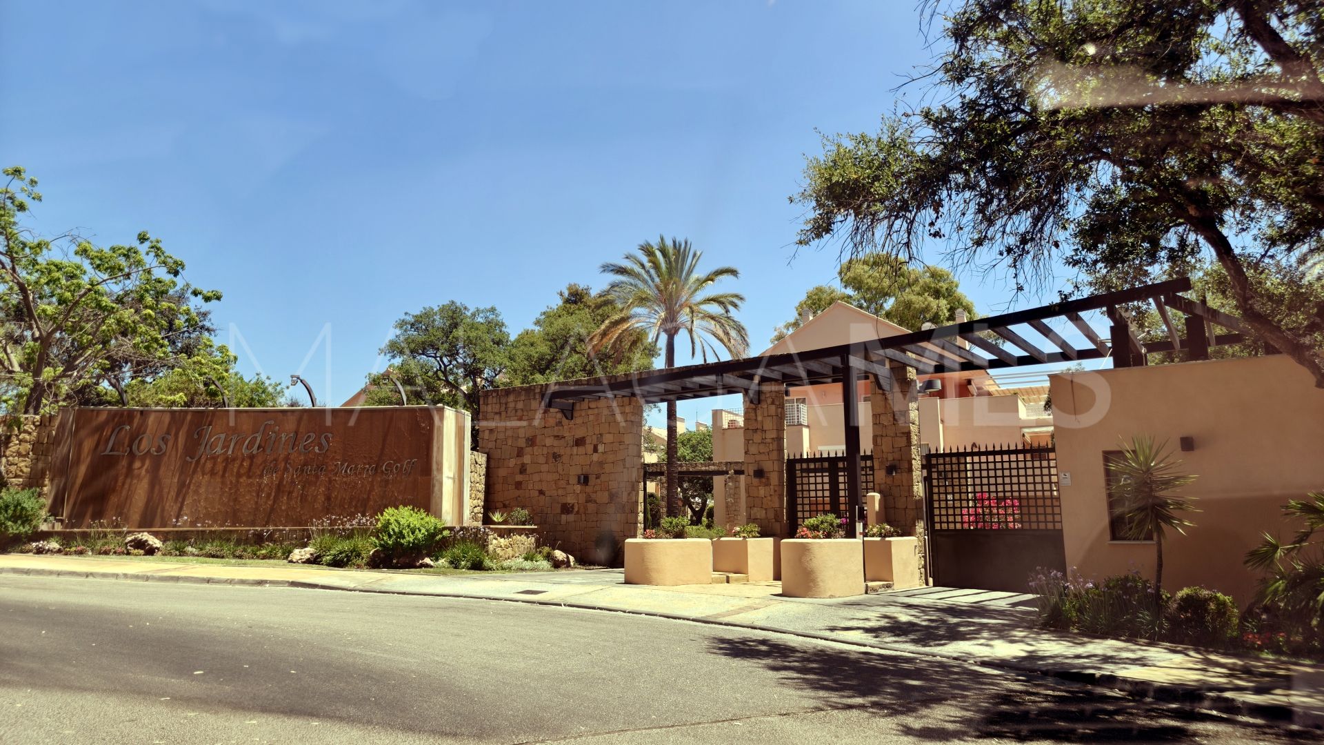 Erdgeschosswohnung for sale in Elviria