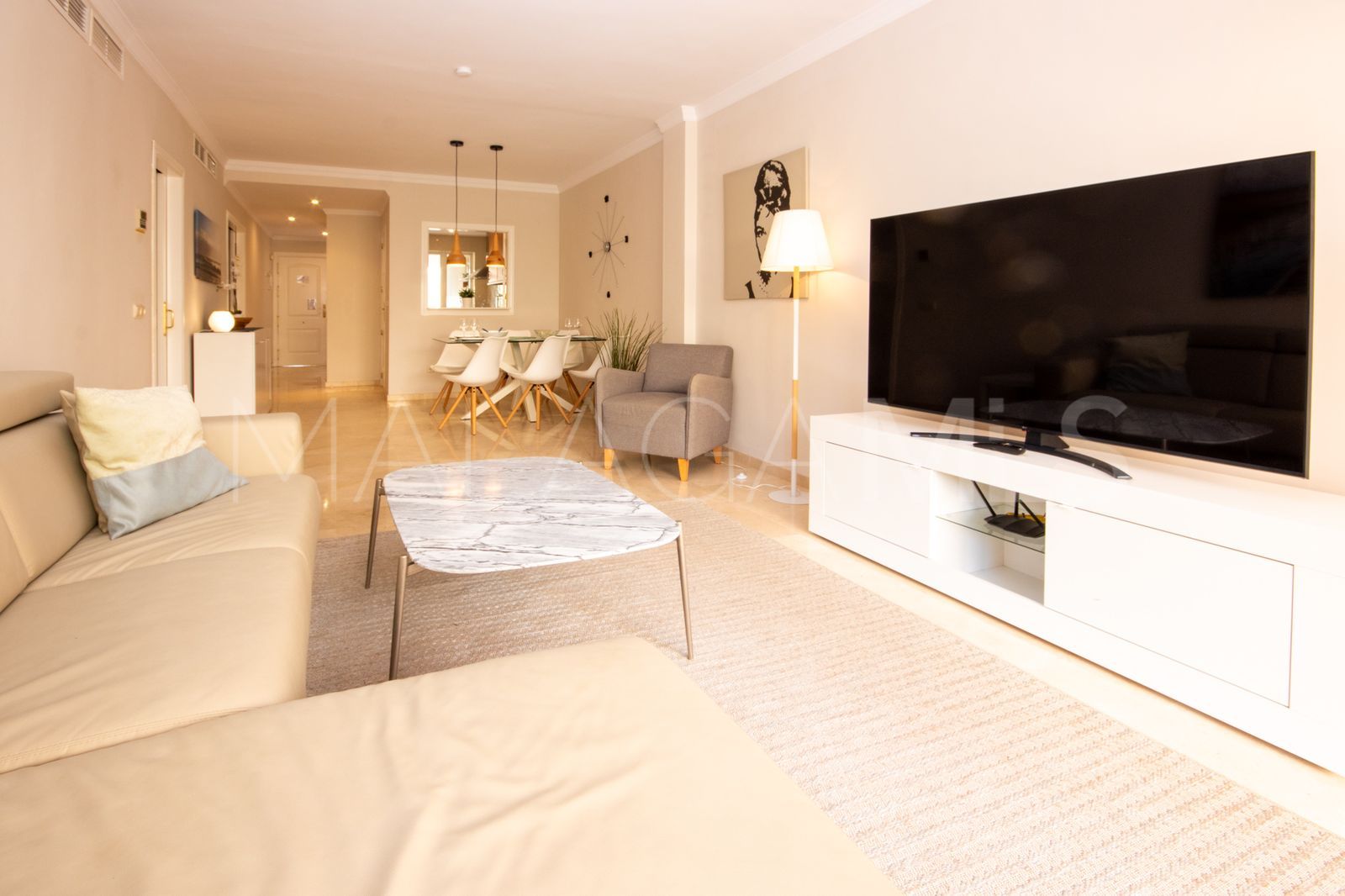 Erdgeschosswohnung for sale in Elviria