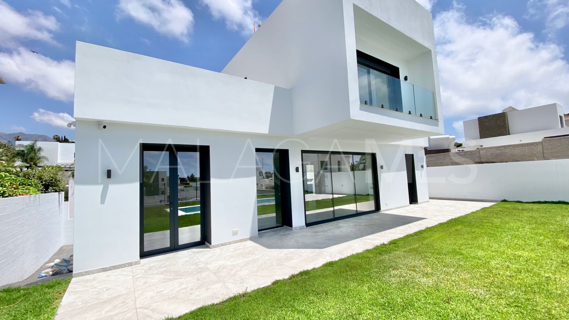 Villa for sale in Mijas
